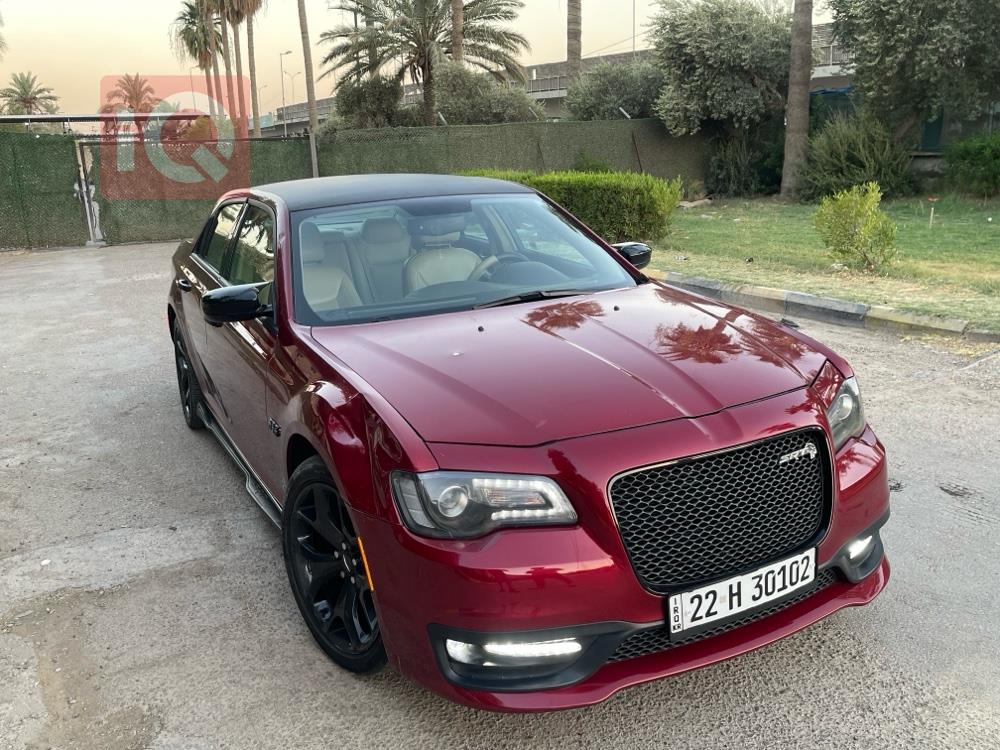 کرایسلەر 300